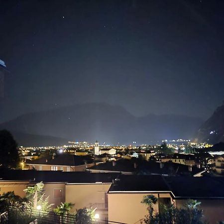 Appartamento Peppino Mit Seeblick Und Pool リーヴァ・デル・ガルダ エクステリア 写真