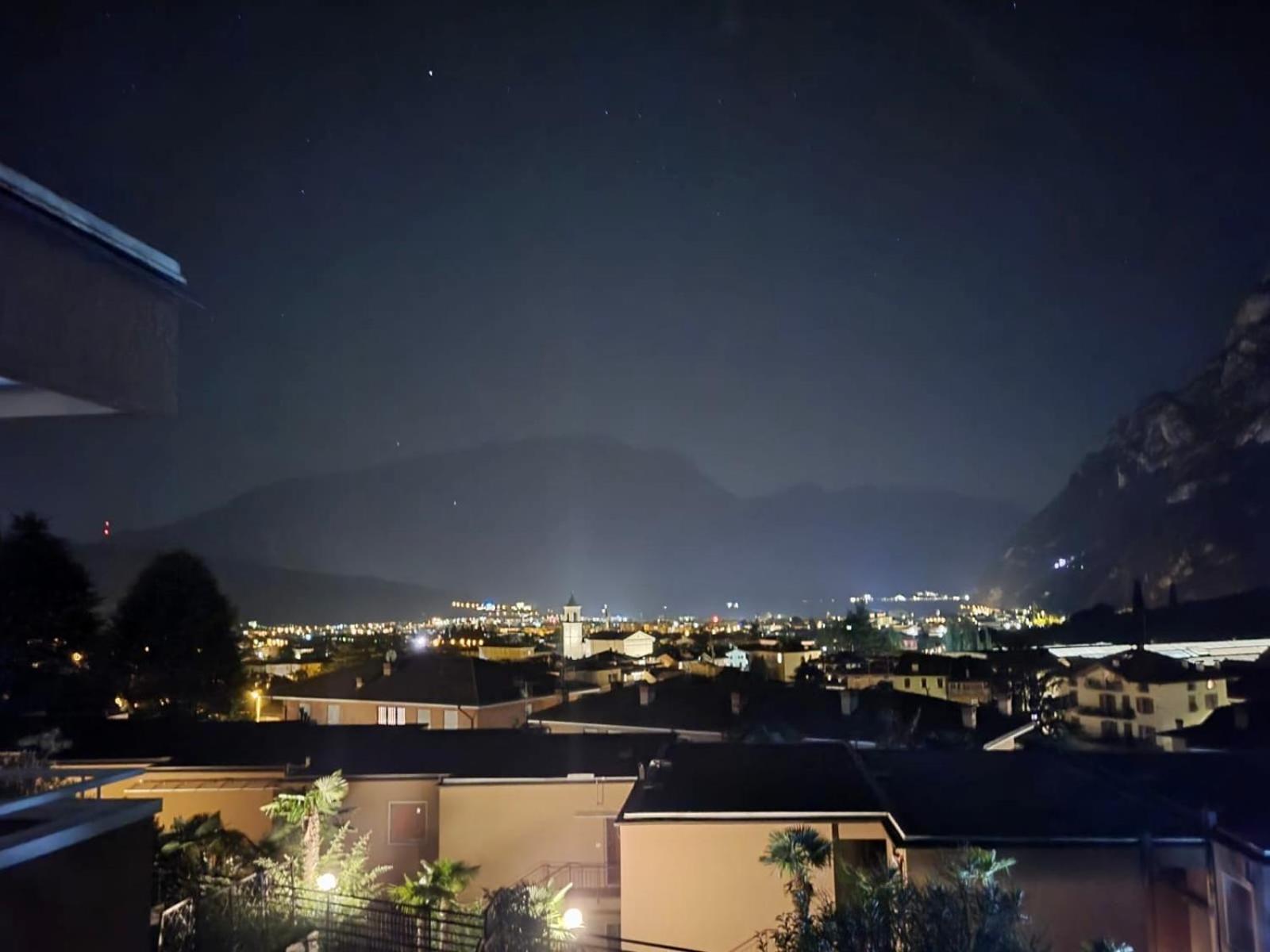 Appartamento Peppino Mit Seeblick Und Pool リーヴァ・デル・ガルダ エクステリア 写真